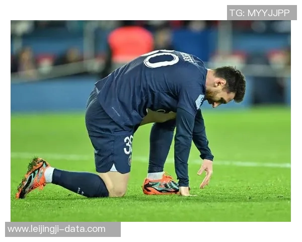 中超赛场惊现冷门巴黎圣日耳曼逆转那不勒斯点球大战引发全场狂欢