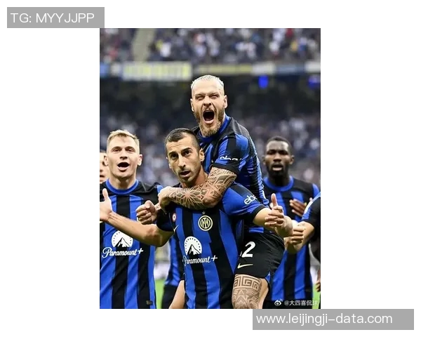 欧冠激战：多特蒙德与那不勒斯战成平局补时进球引发全场狂欢